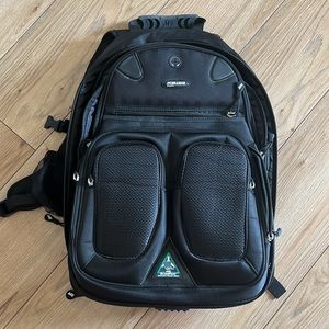 Mobile Edge 17.3in Scan Fast Backpack